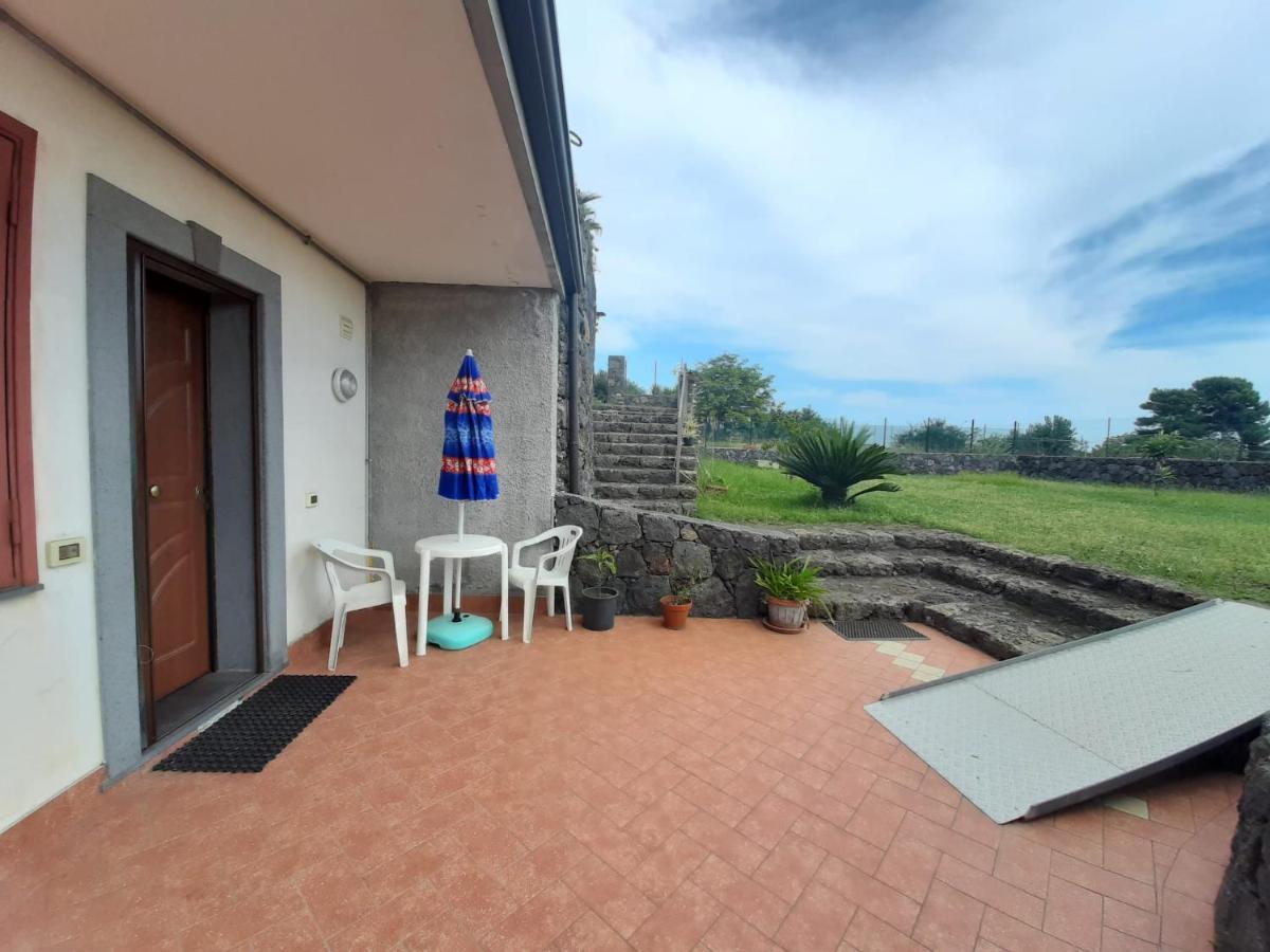 Holiday House Start Point Apartment Aci Bonaccorsi Luaran gambar