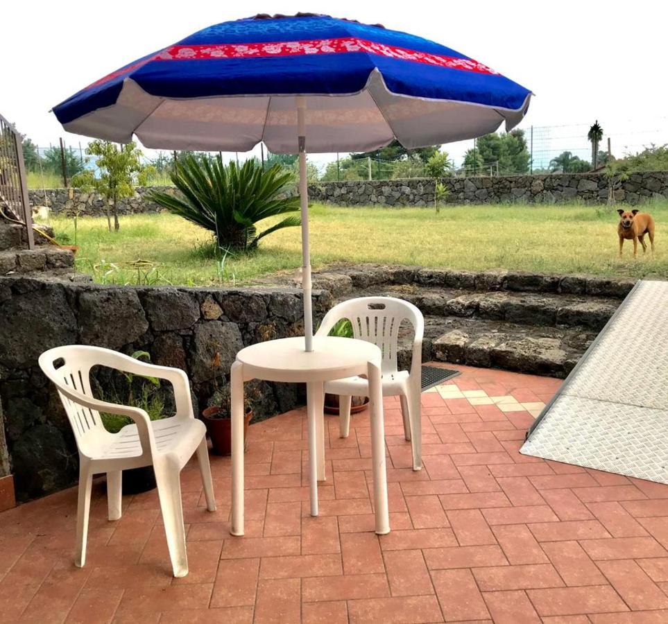 Holiday House Start Point Apartment Aci Bonaccorsi Luaran gambar